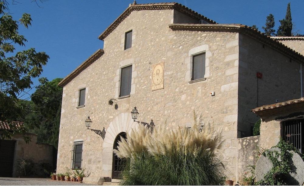 Hotel Masia Can Vive Cabrera de Mar Bagian luar foto
